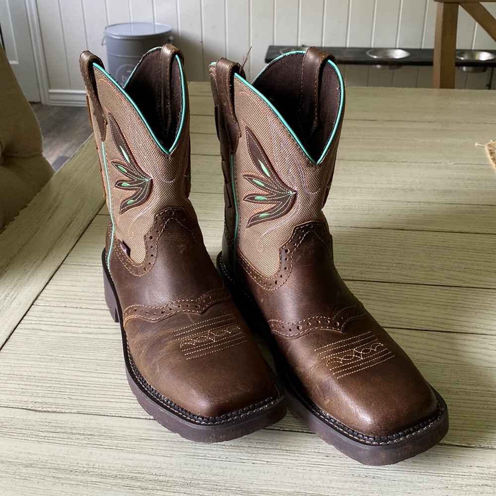 Justin  8” boots